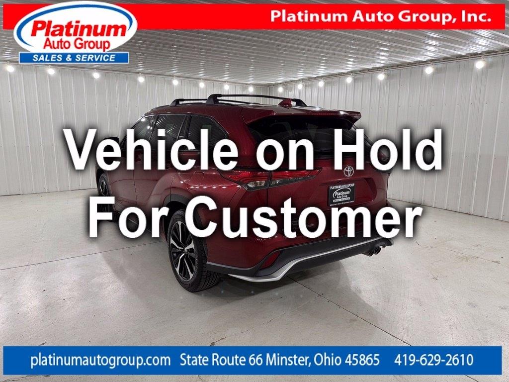Toyota Highlander  2021