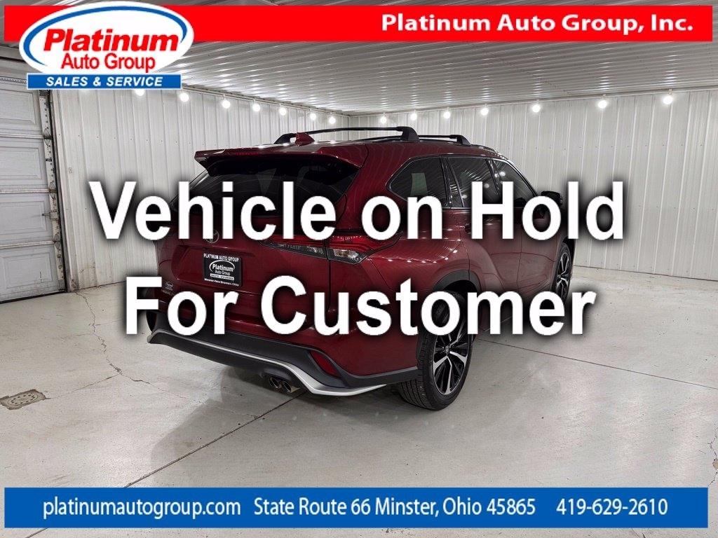 Toyota Highlander  2021