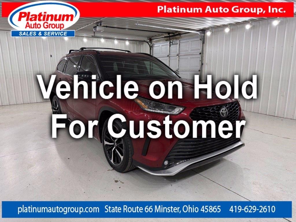 Toyota Highlander  2021