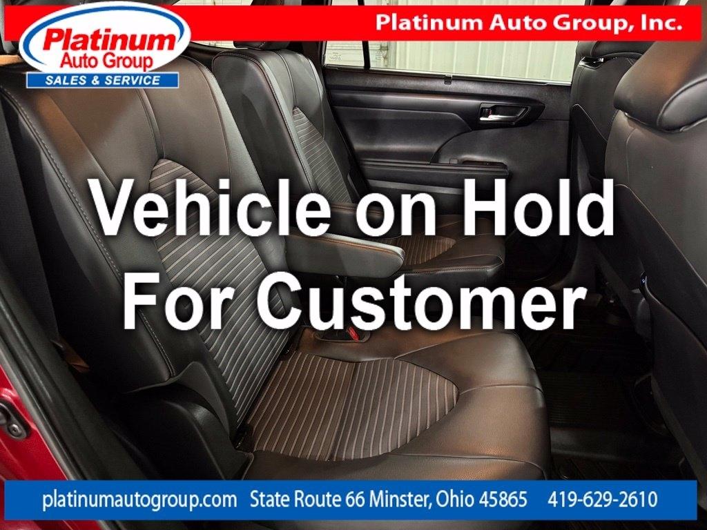 Toyota Highlander  2021