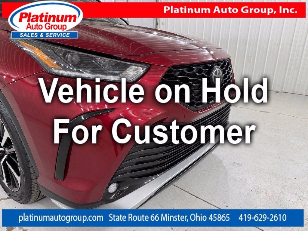 Toyota Highlander  2021