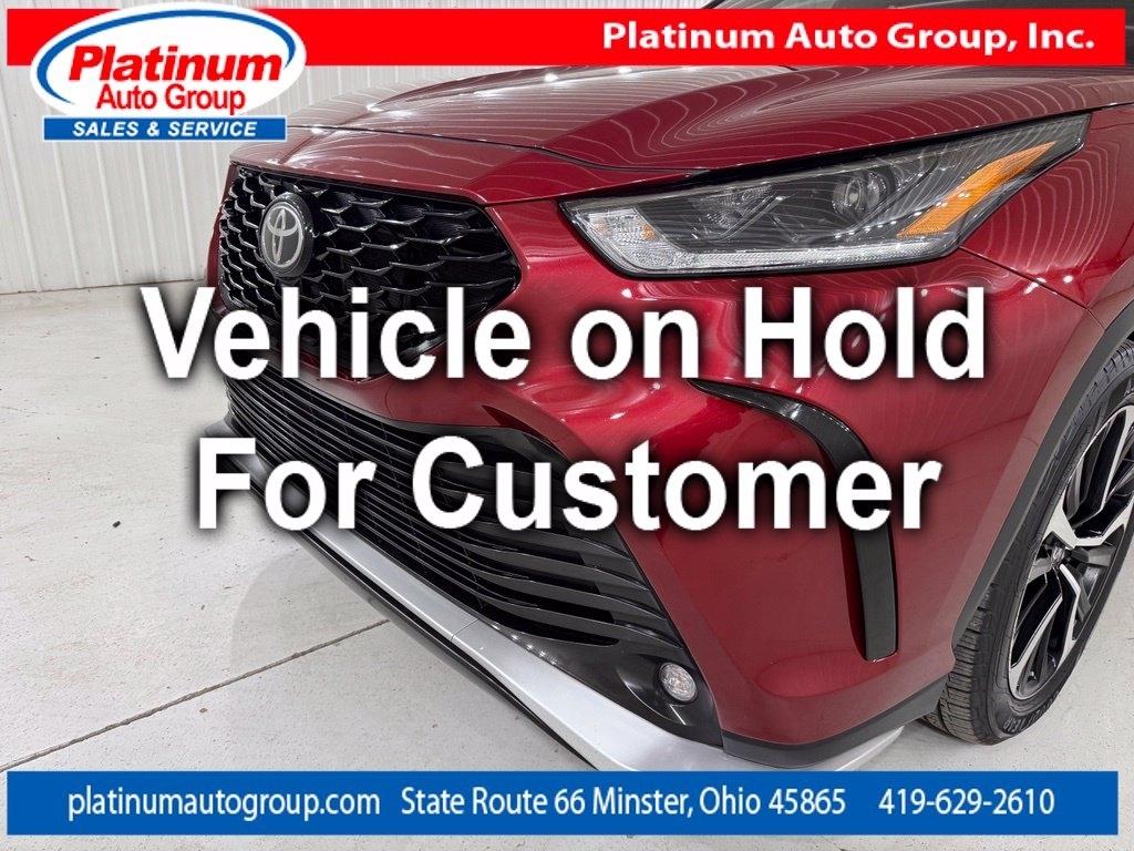 Toyota Highlander  2021