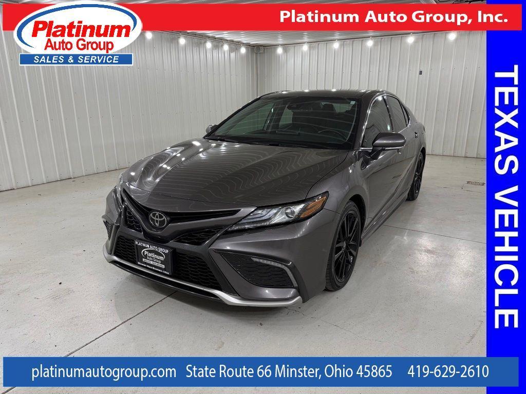Toyota Camry  2022