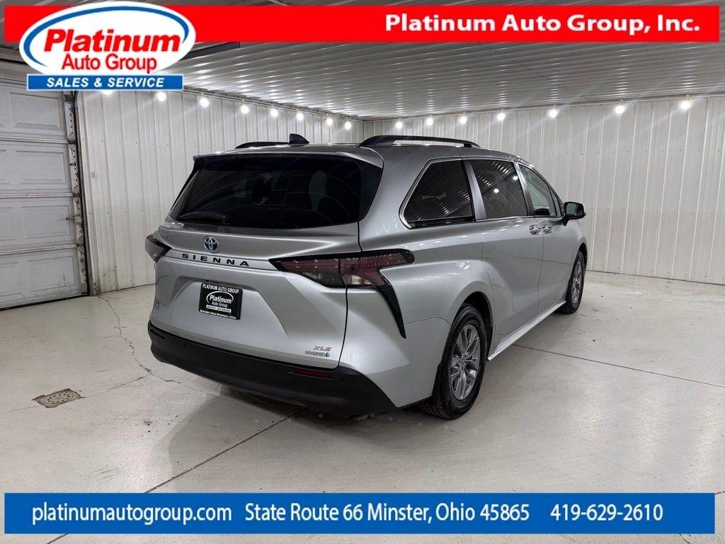 Toyota Sienna  2023