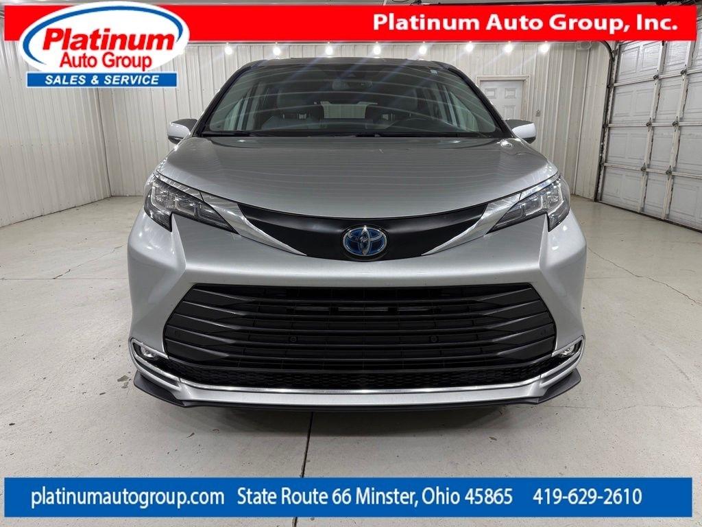 Toyota Sienna  2023