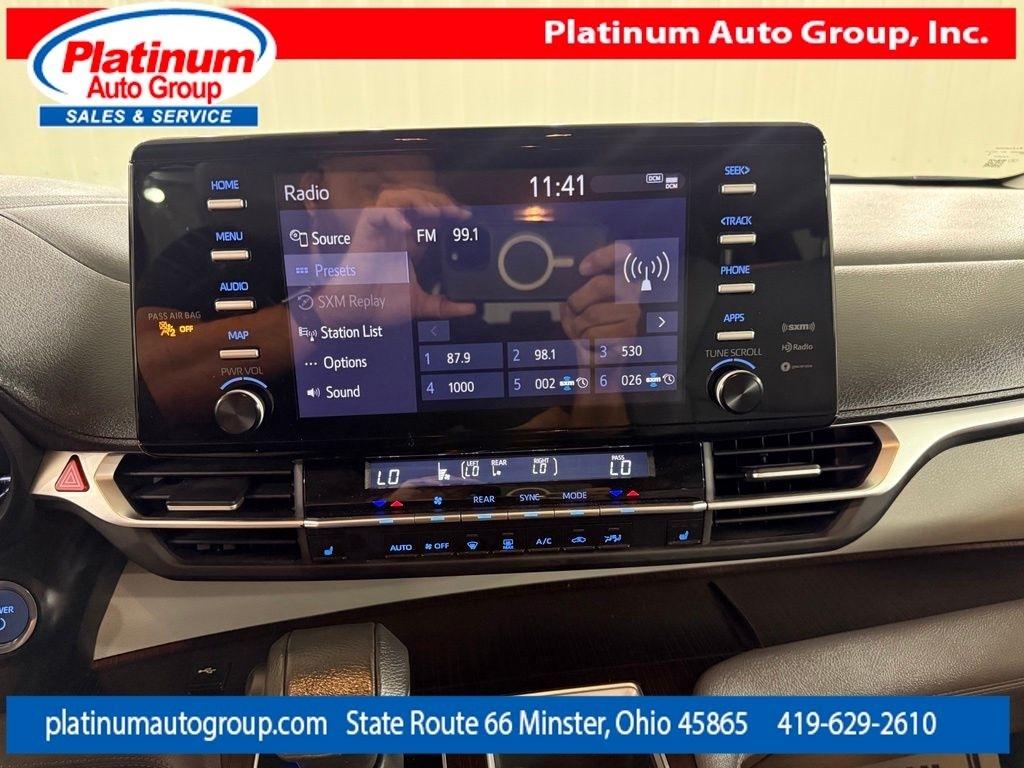 Toyota Sienna  2023