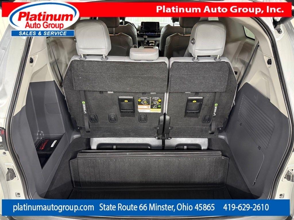 Toyota Sienna  2023