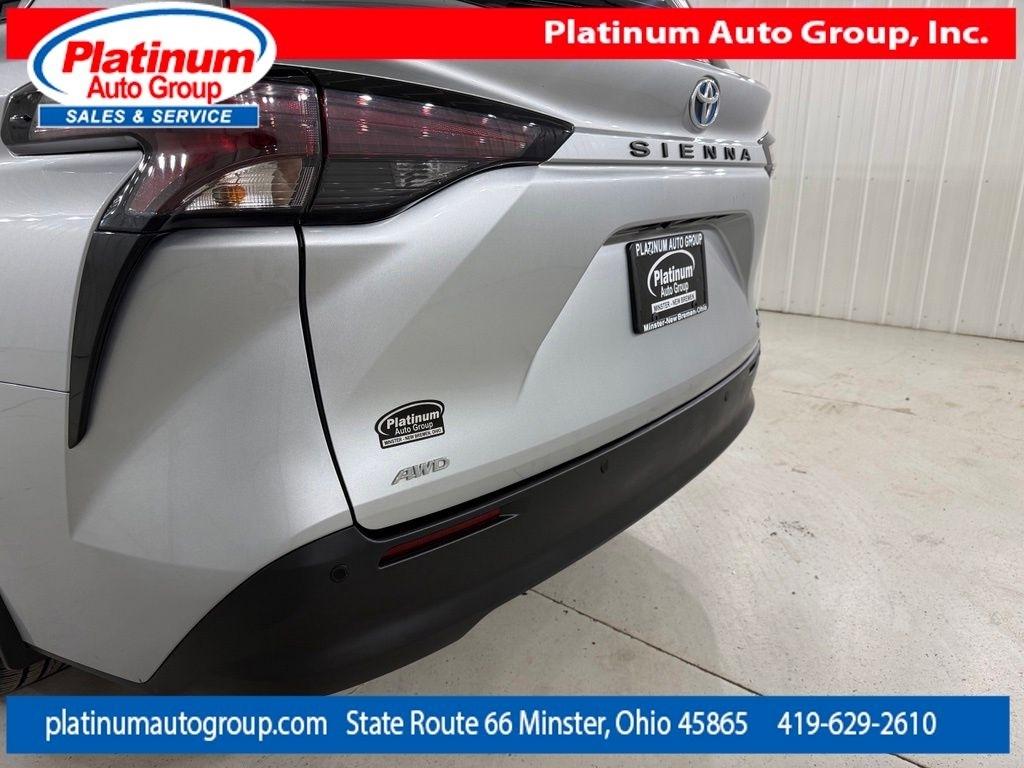 Toyota Sienna  2023