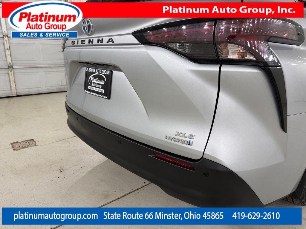 Toyota Sienna  2023