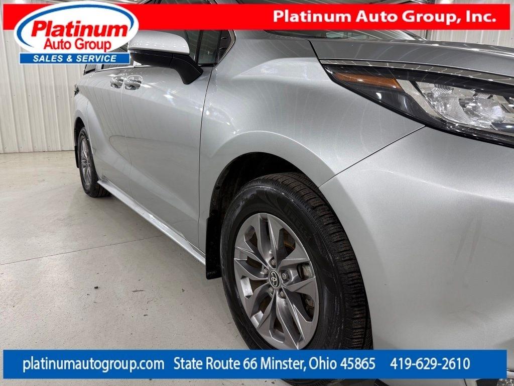 Toyota Sienna  2023