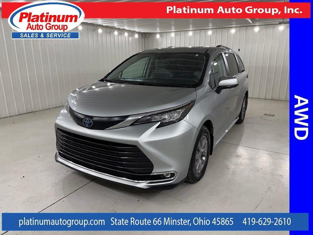 2023 Toyota Sienna XLE