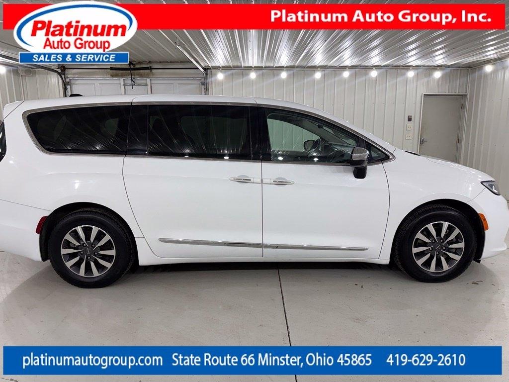 Chrysler Pacifica  2023