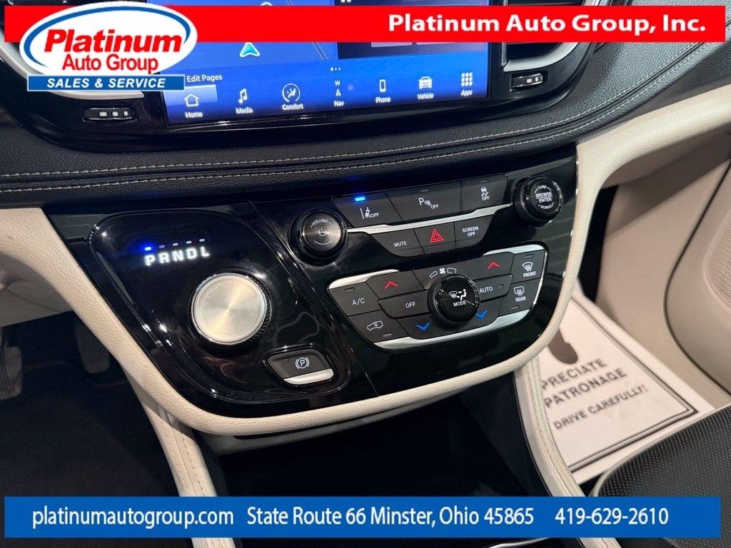 Chrysler Pacifica  2023