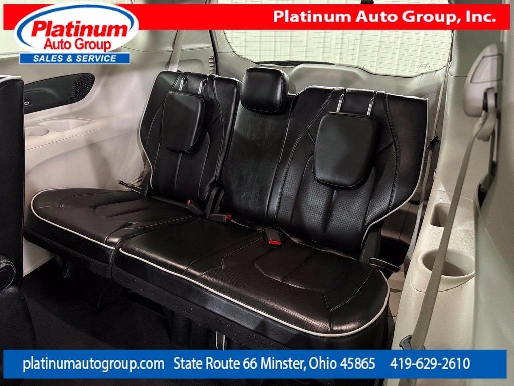 Chrysler Pacifica  2023