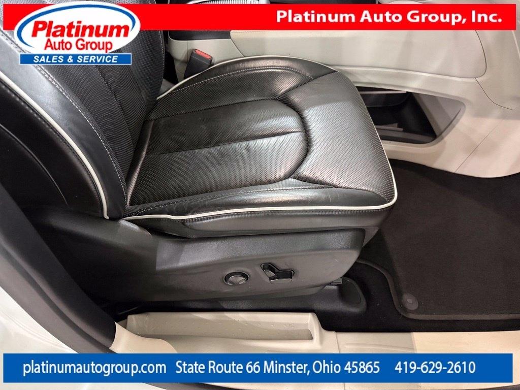 Chrysler Pacifica  2023