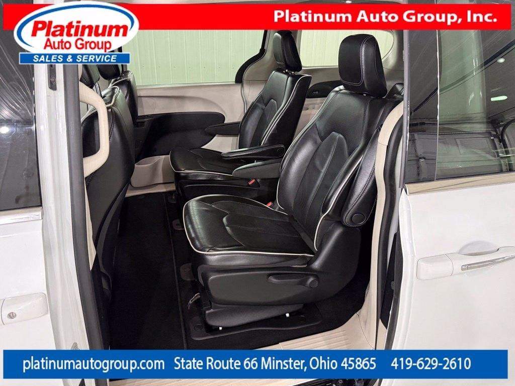 Chrysler Pacifica  2023