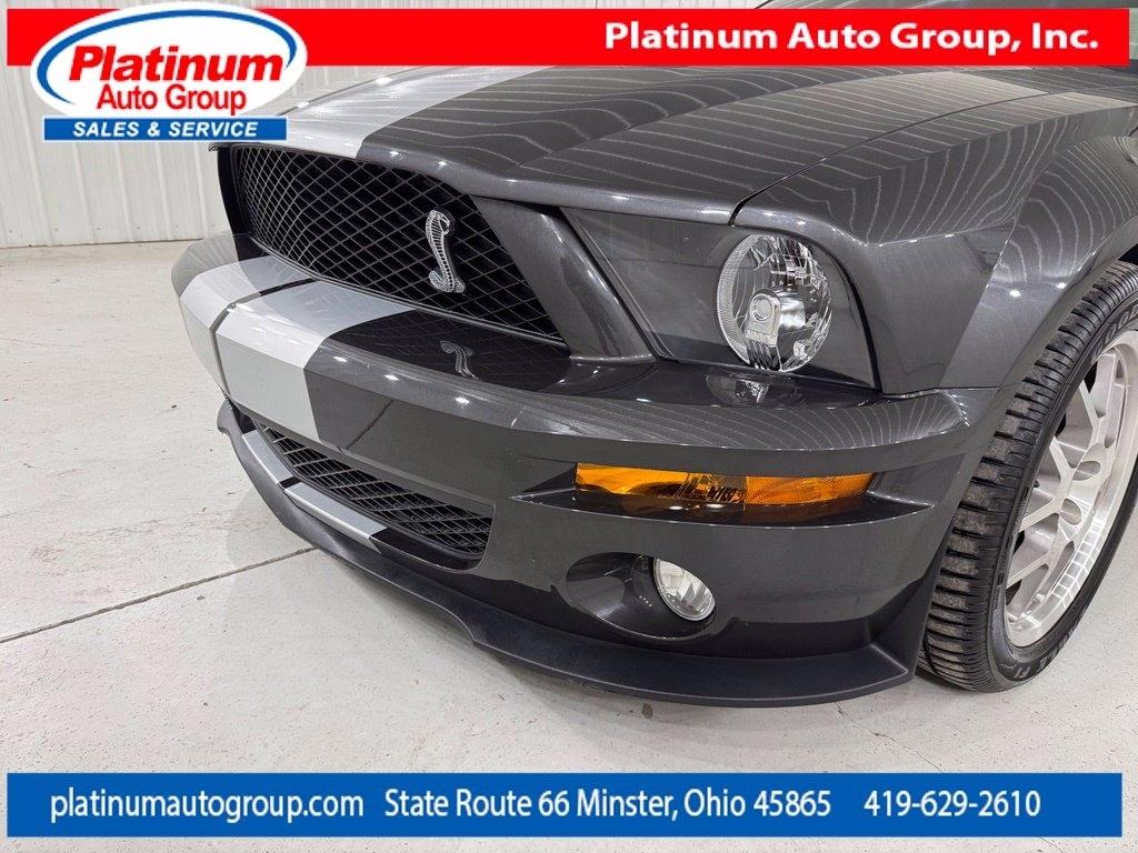 Ford Mustang  2009
