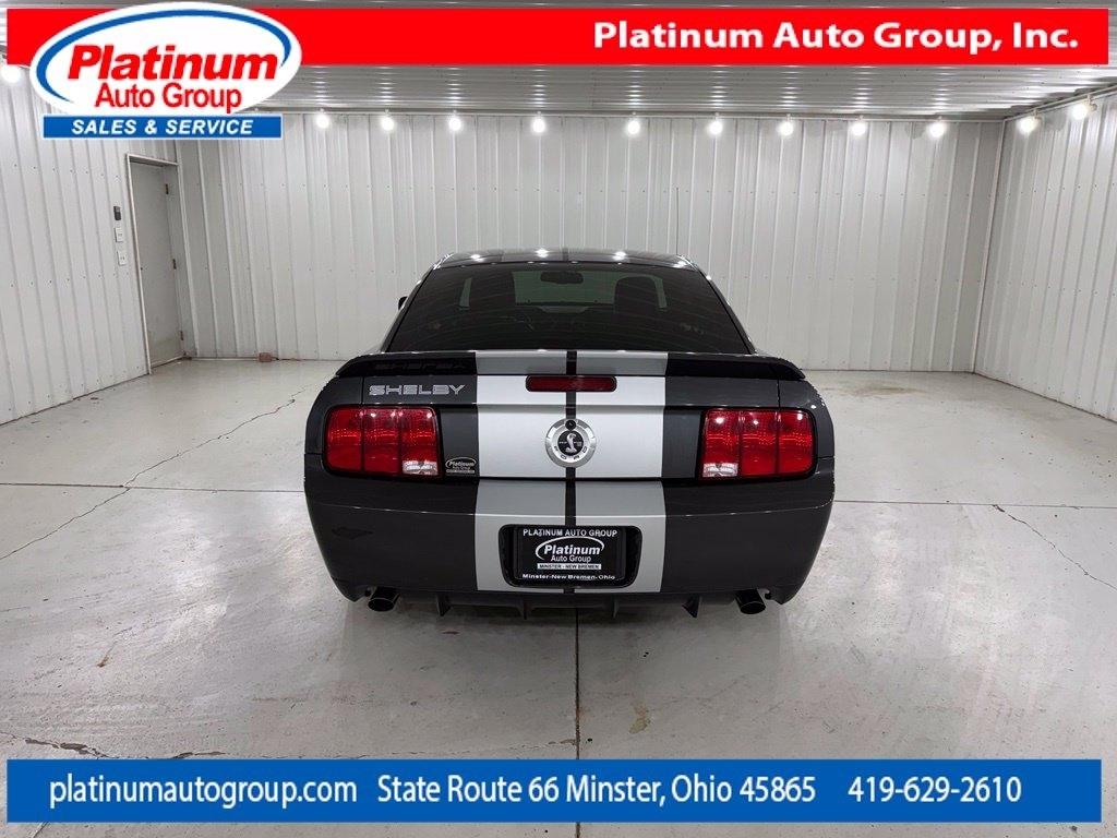 Ford Mustang  2009
