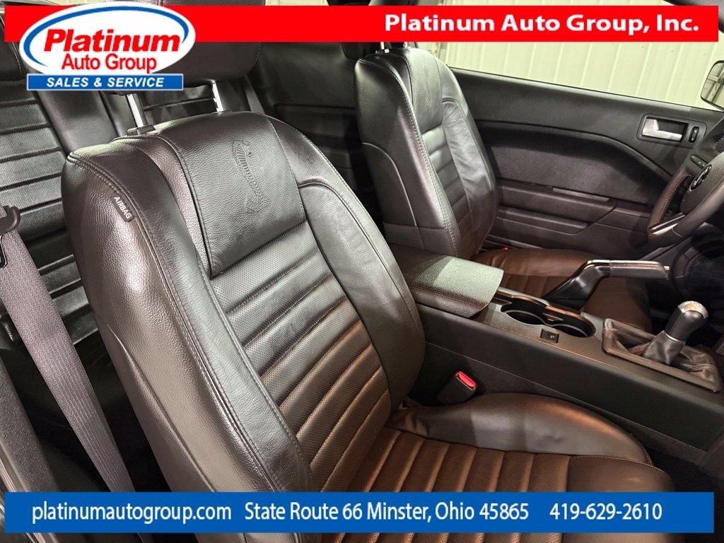 Ford Mustang  2009