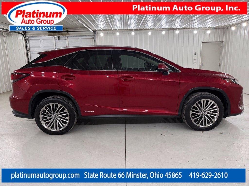 Lexus RX  2022
