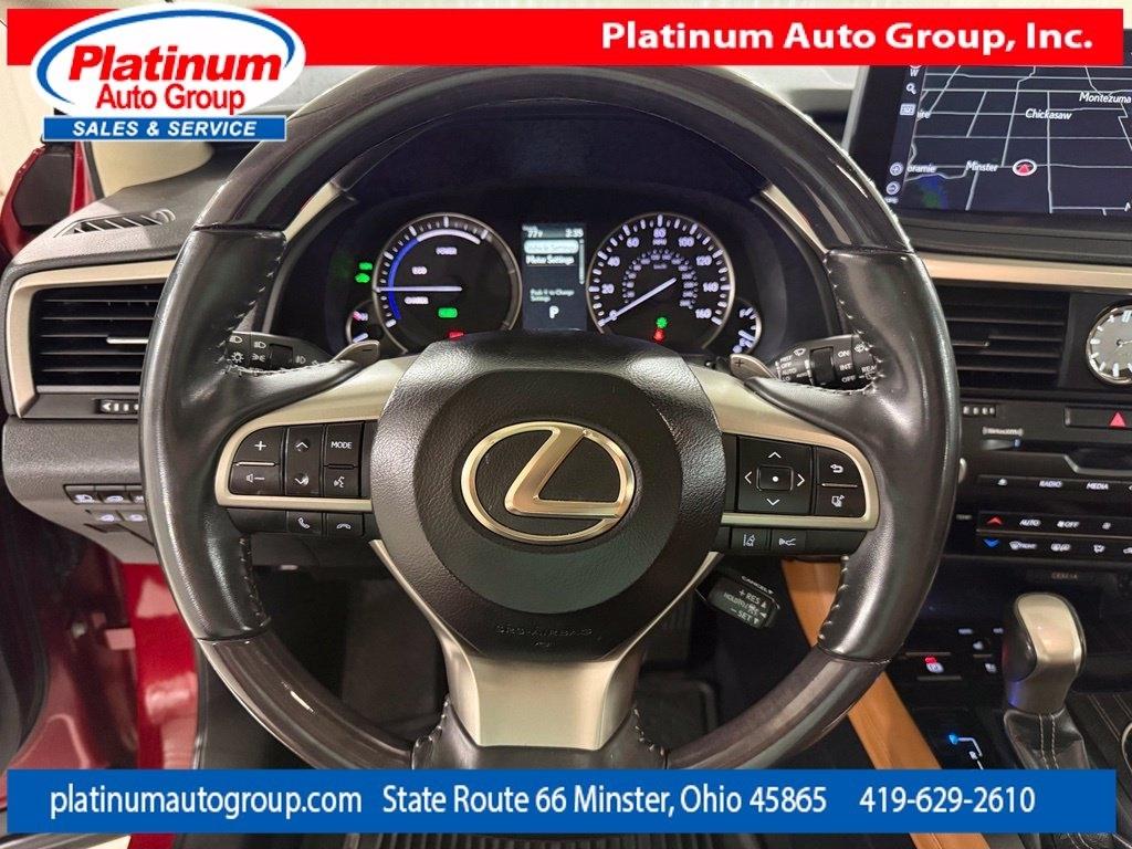 Lexus RX  2022