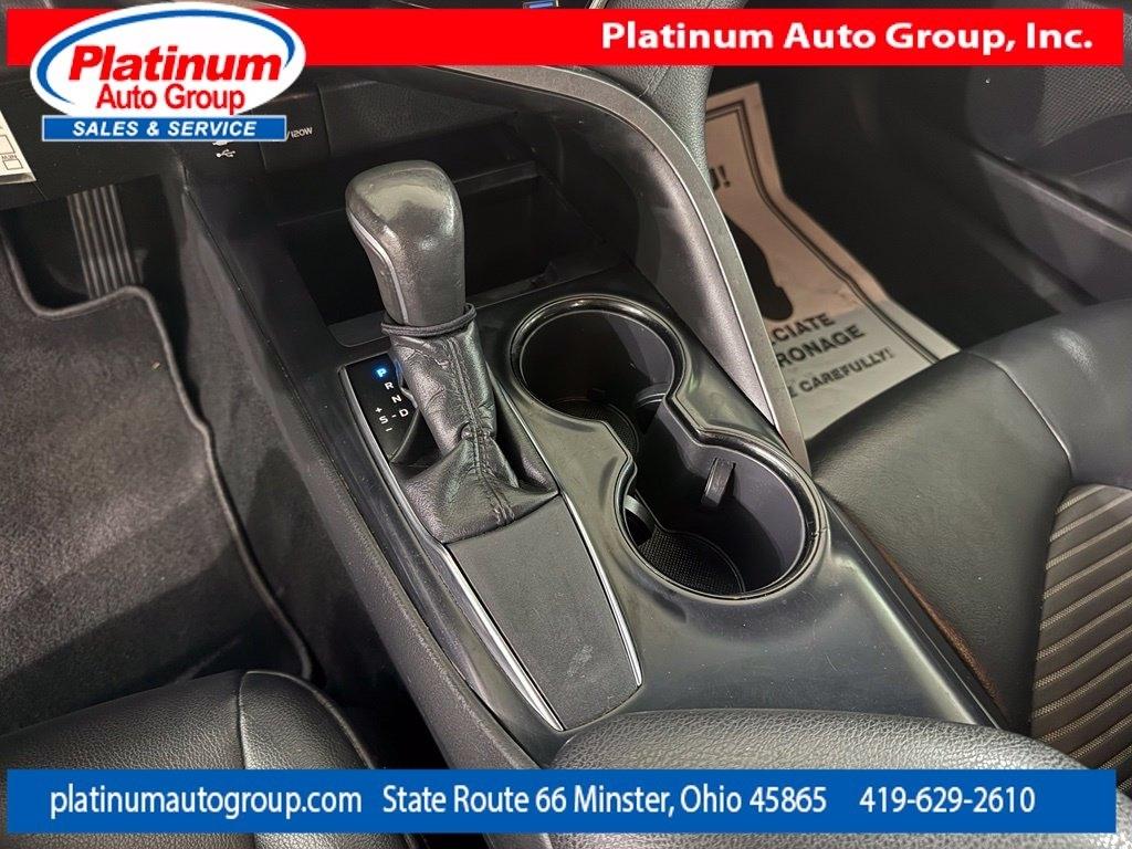Toyota Camry  2018