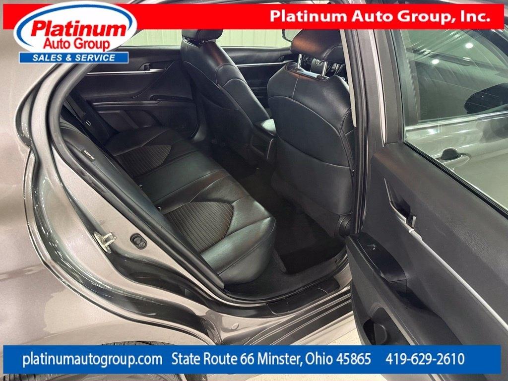 Toyota Camry  2018