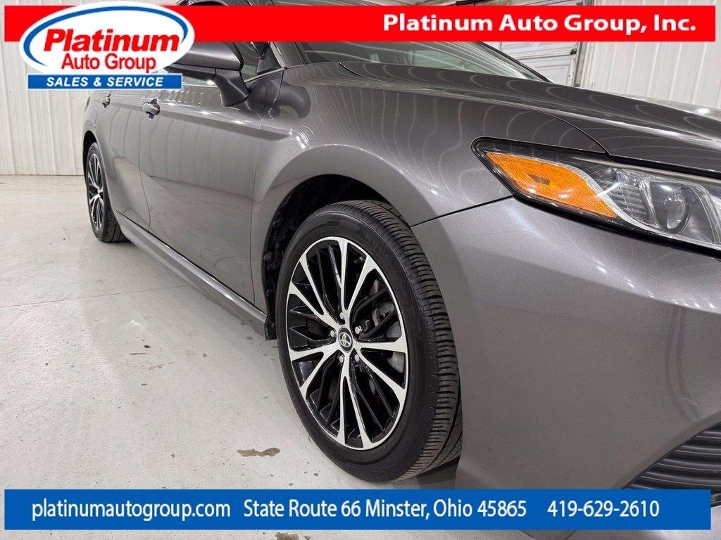 Toyota Camry  2018