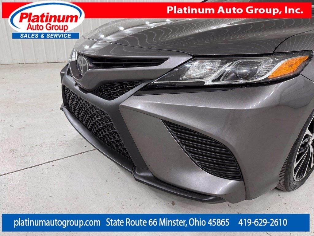 Toyota Camry  2018