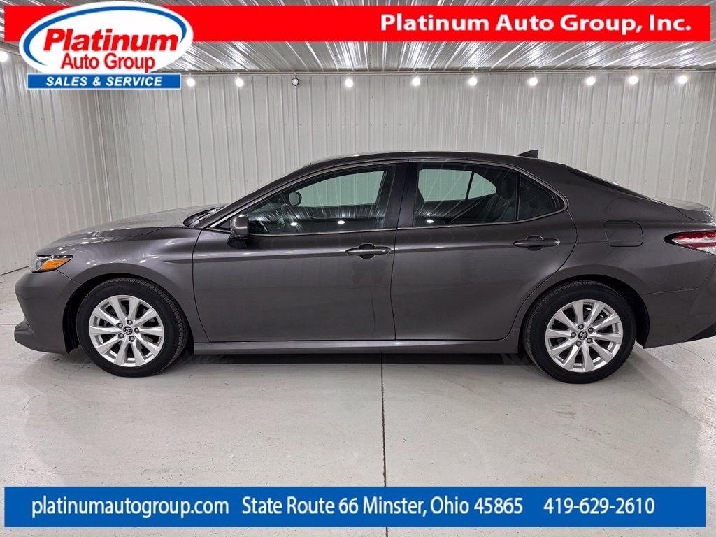 Toyota Camry  2019