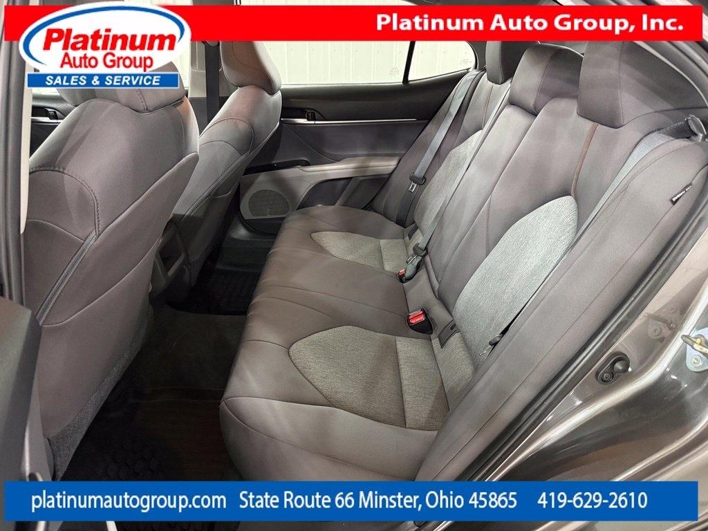 Toyota Camry  2019