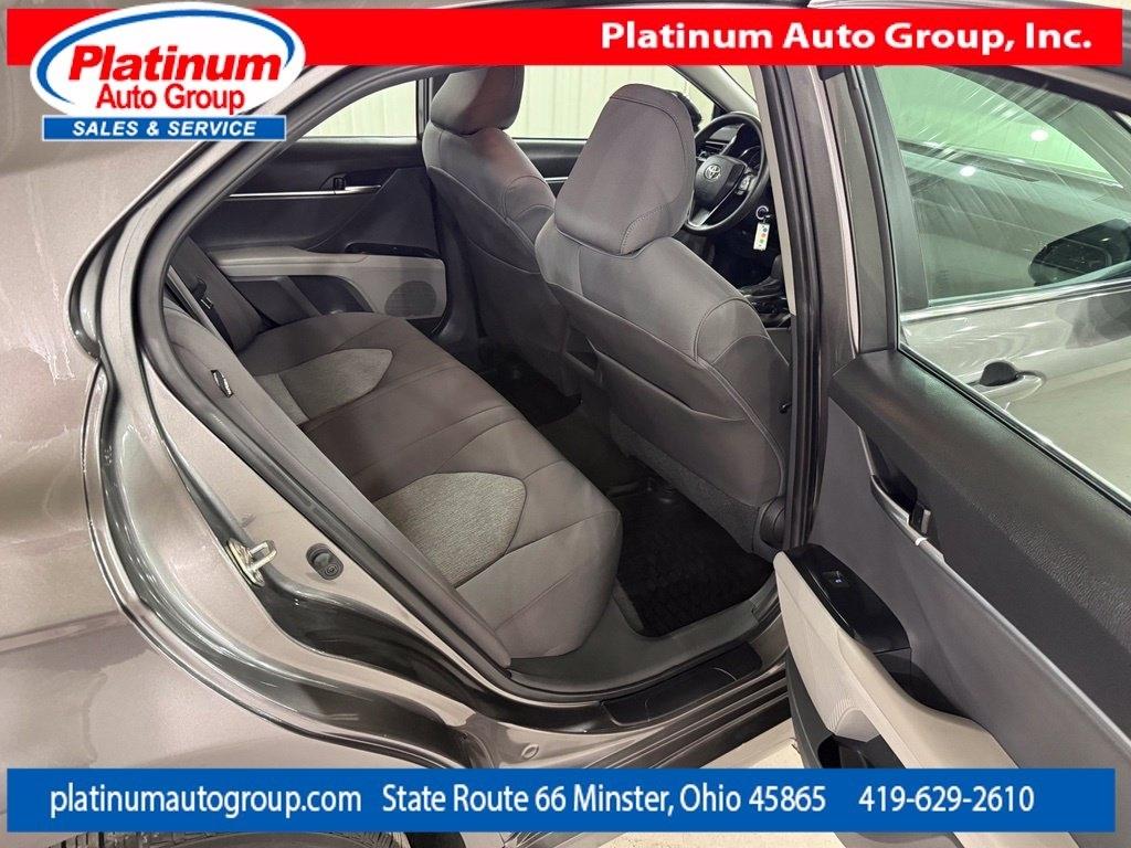 Toyota Camry  2019