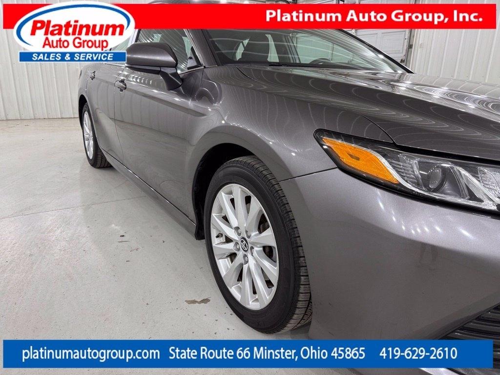 Toyota Camry  2019