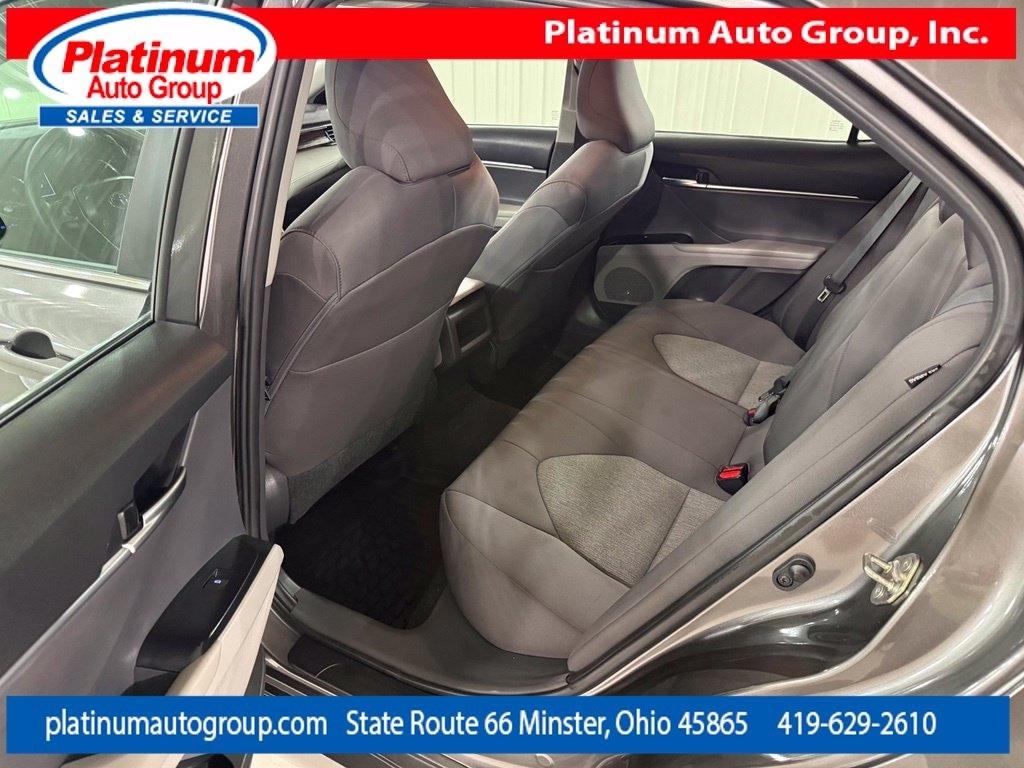 Toyota Camry  2019