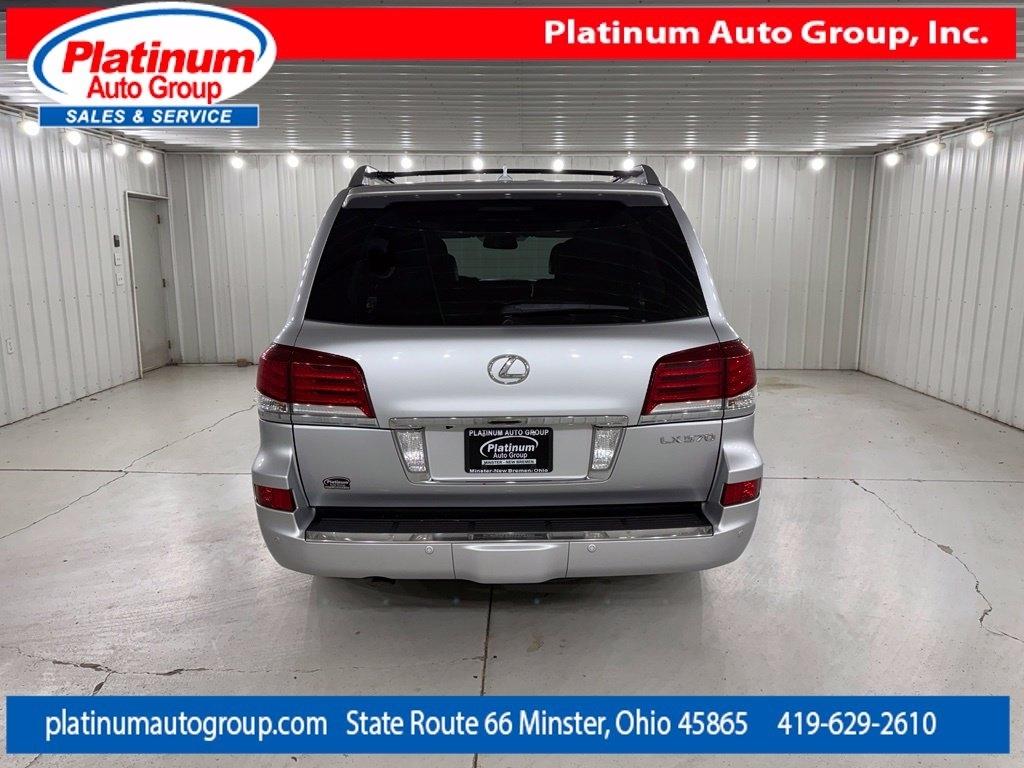 Lexus LX 570  2014