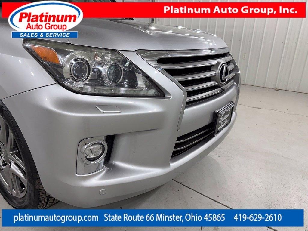 Lexus LX 570  2014