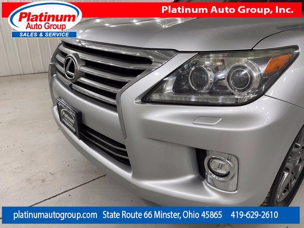 Lexus LX 570  2014