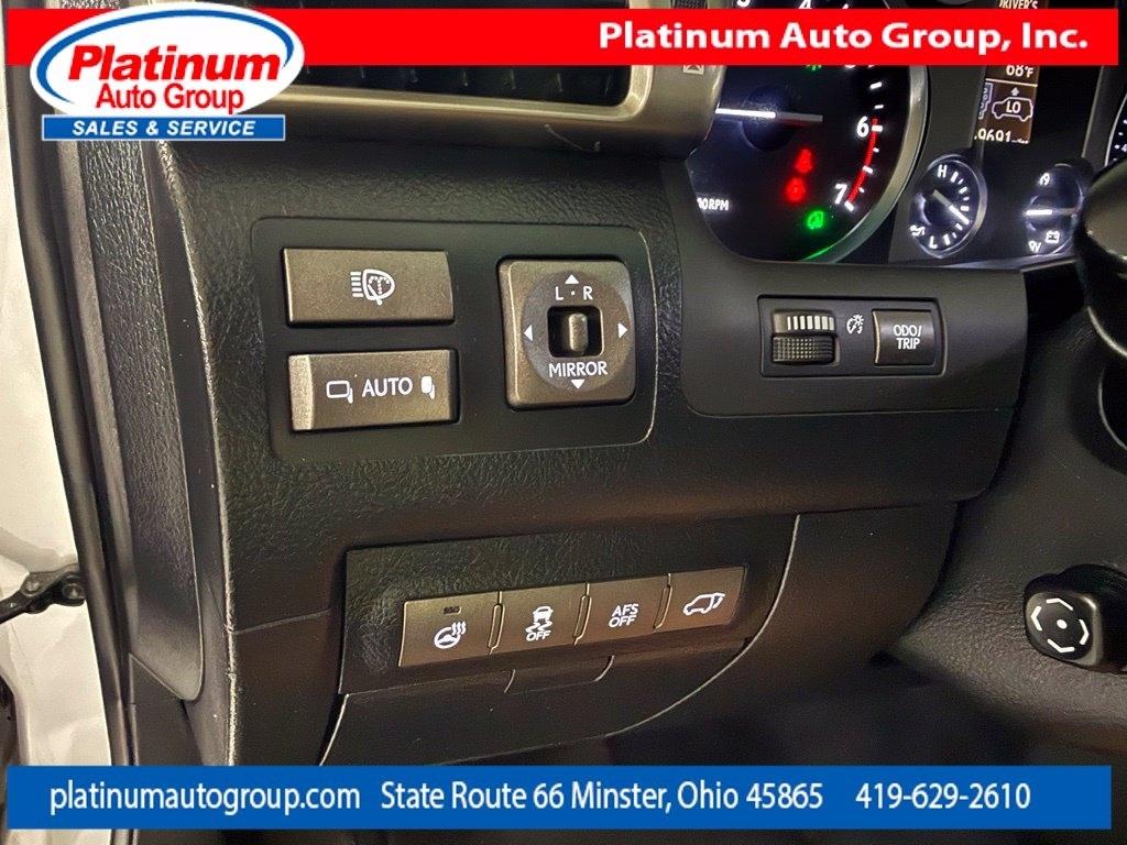 Lexus LX 570  2014