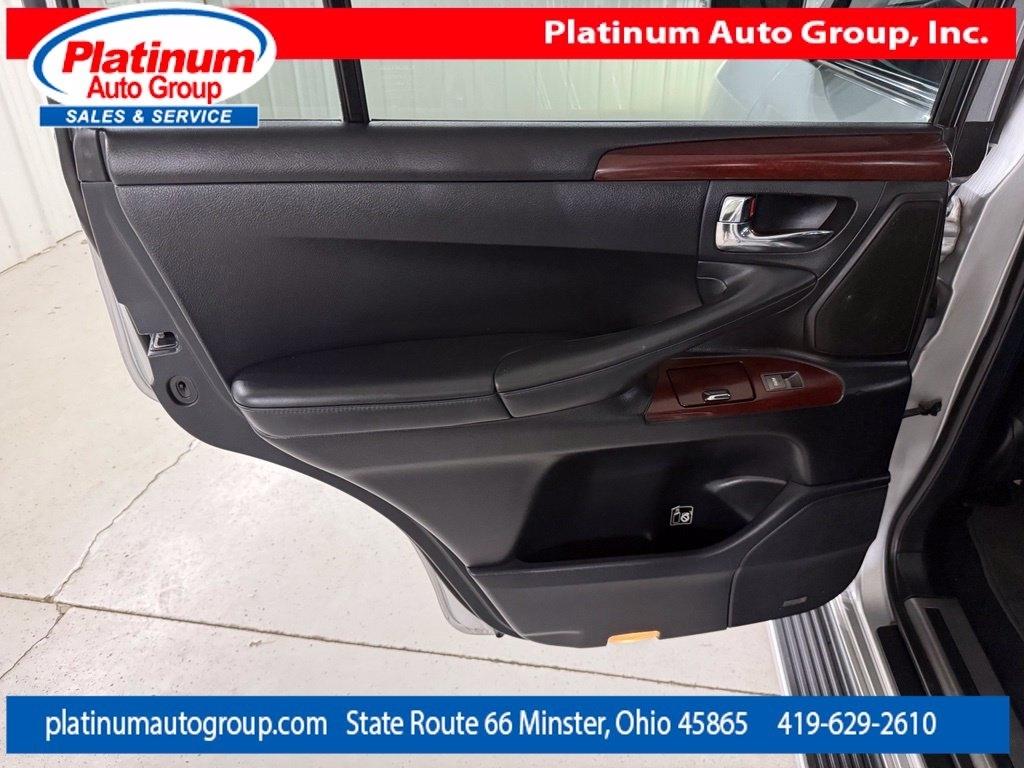 Lexus LX 570  2014