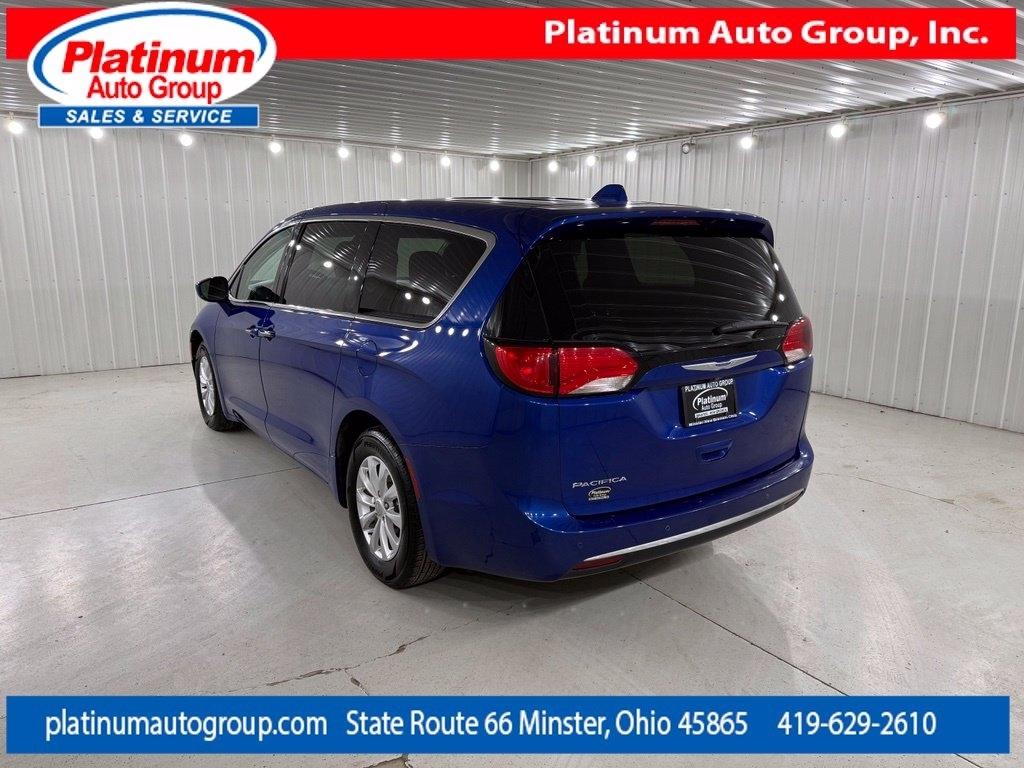 Chrysler Pacifica  2019