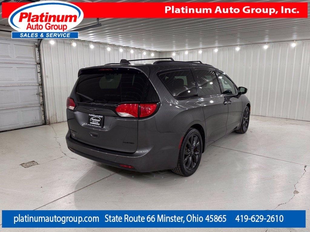 Chrysler Pacifica  2019