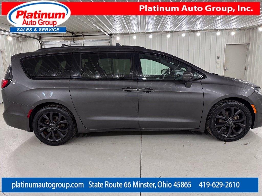 Chrysler Pacifica  2019