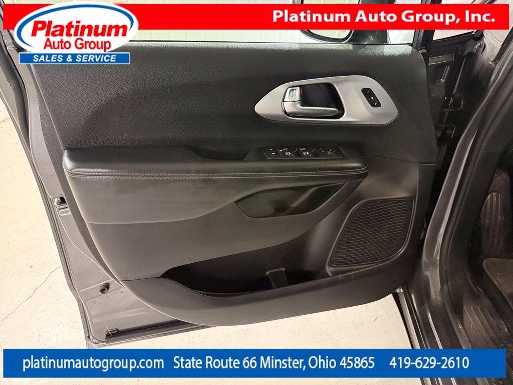 Chrysler Pacifica  2019