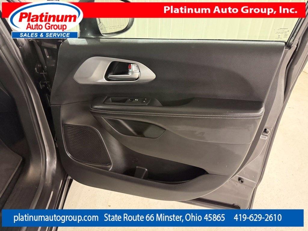 Chrysler Pacifica  2019