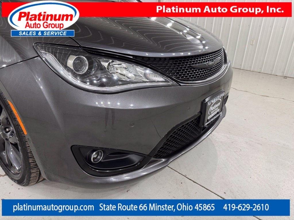 Chrysler Pacifica  2019