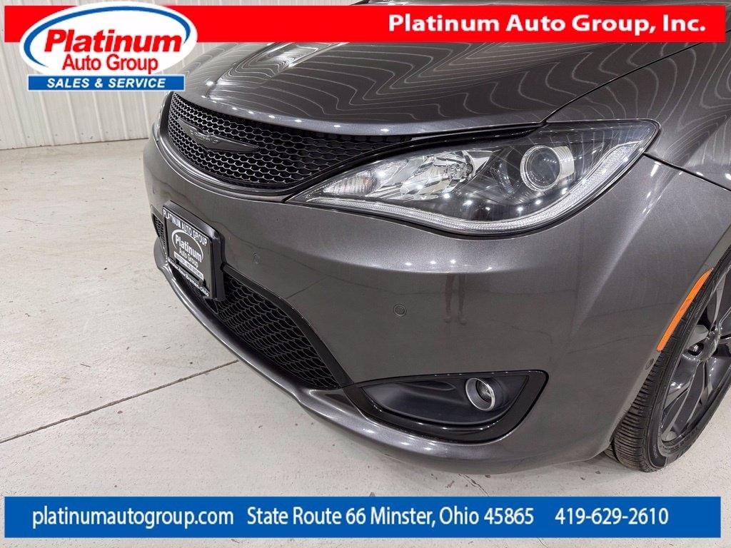 Chrysler Pacifica  2019