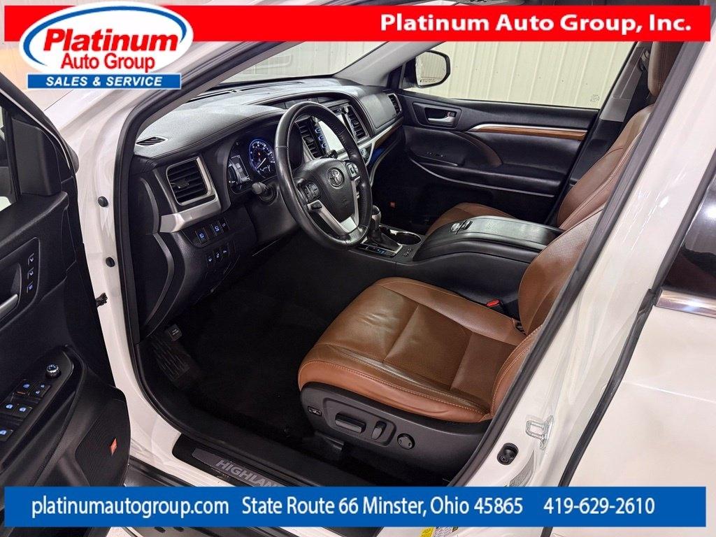 Toyota Highlander  2017