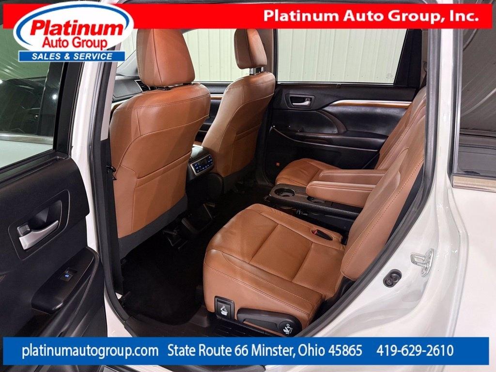 Toyota Highlander  2017