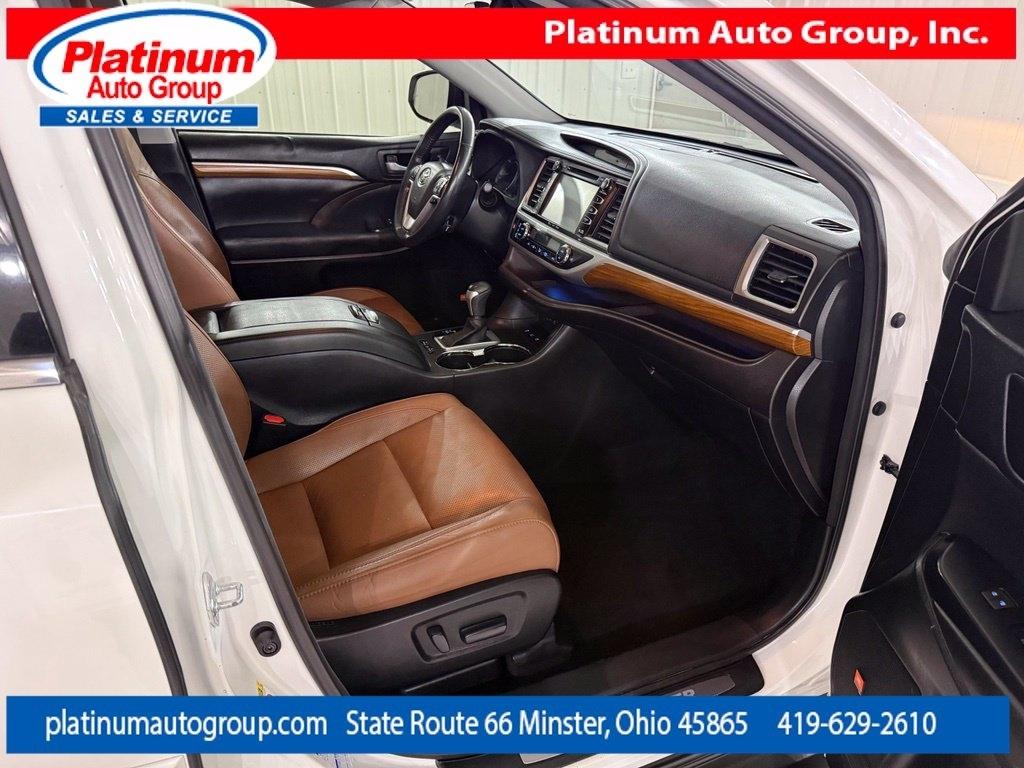 Toyota Highlander  2017