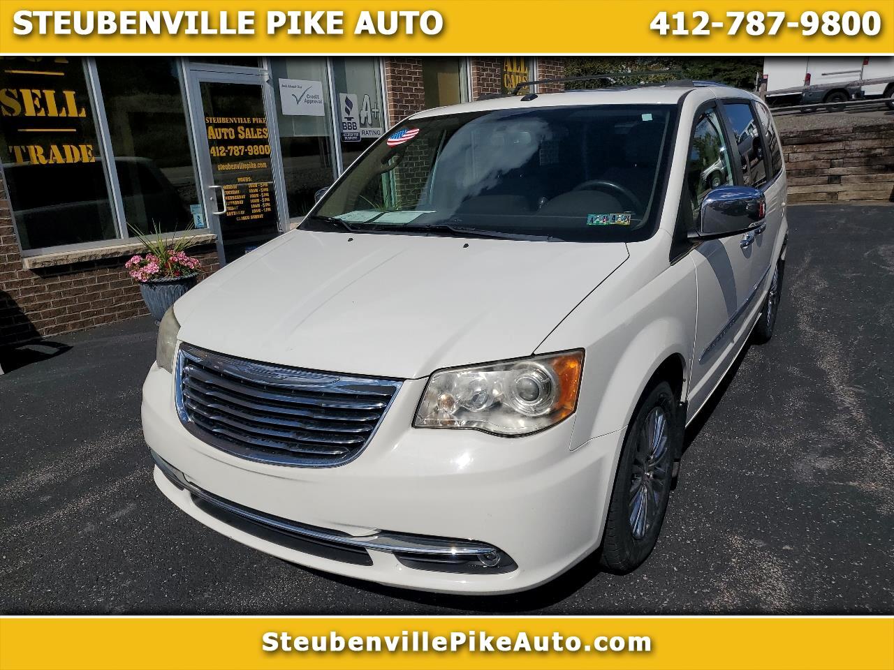 Chrysler Town & Country Limited 2011